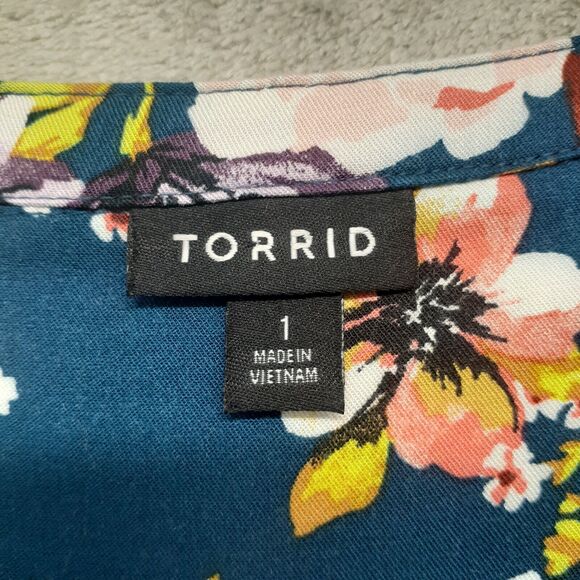 Torrid Dark Blue Floral Mini Challis Zip Front V Neck High Low Dress Size 1X - Picture 4 of 8